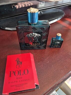 Versace Eros Men's Cologne Bottle in Teal & Blue